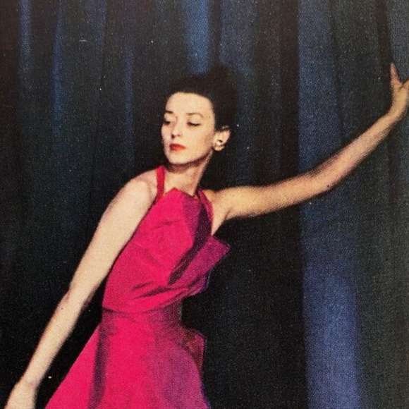 ! 1 Page/2 Sides frm 1951 VTG Photo Book, Models Backstage, Madwoman of Chaillot - Picture 5 of 6
